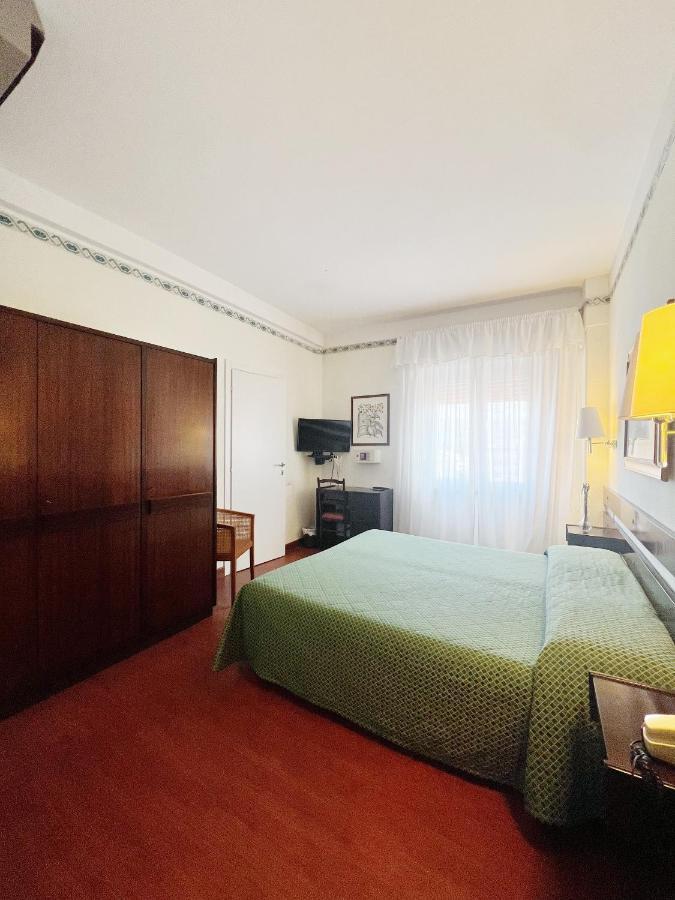 Piccadilly 3* Lido di Camaiore